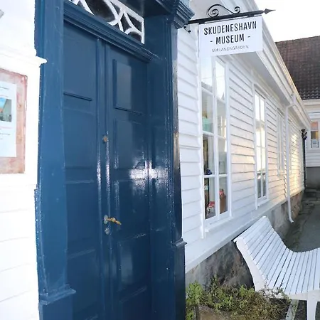 شقة Reinertsenhuset *